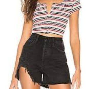 AGOLDIE Dee Short in Seeker Black Destroyed Detail size 26